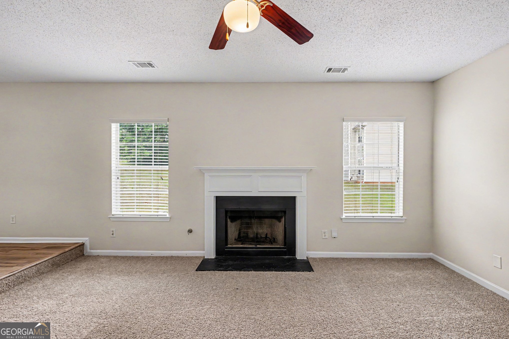 10732 James DR