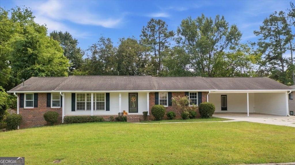 Photo of 3 Cameo Drive NW, Rome, GA 30165 (MLS # 10850363)