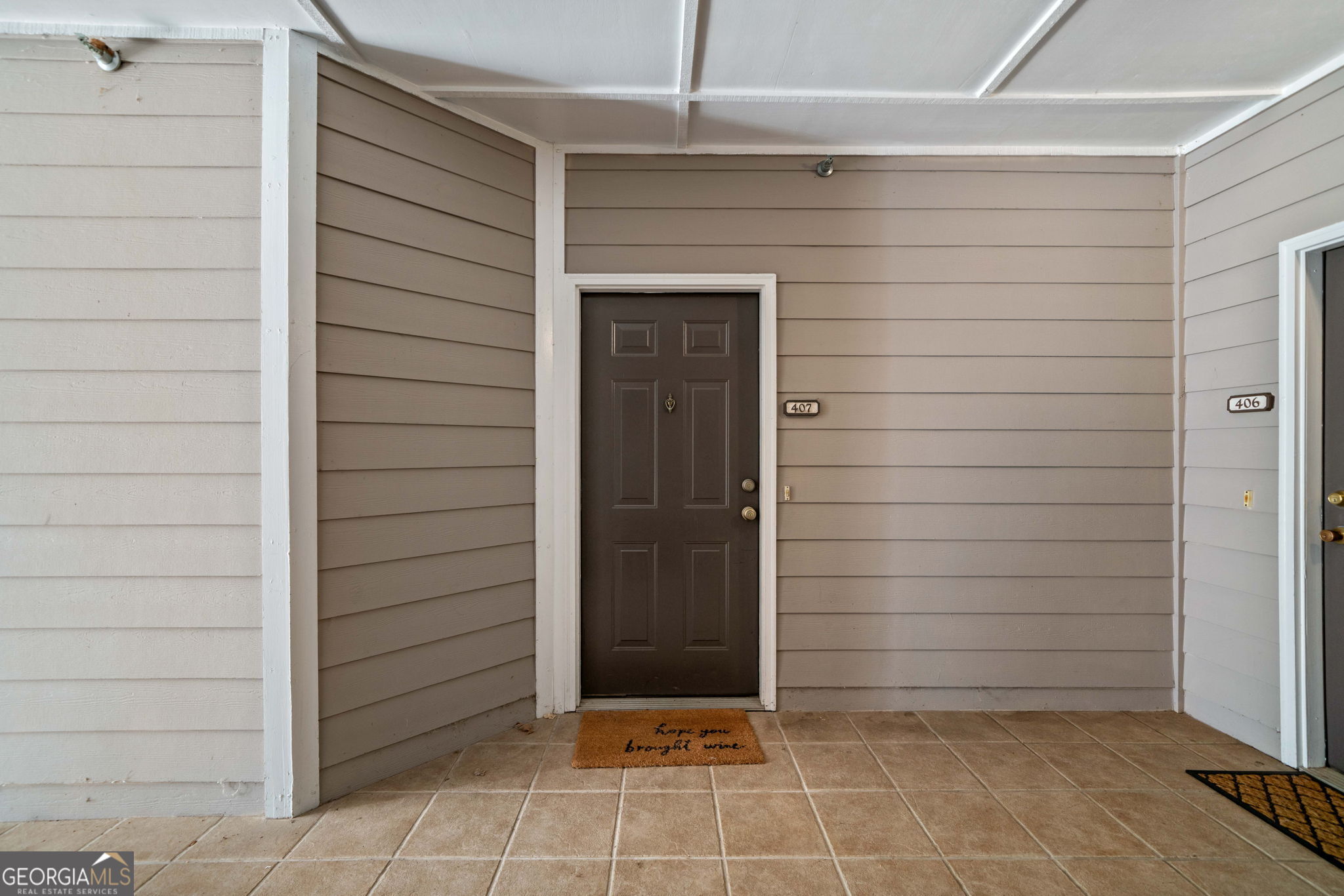 The Crossings of Towne Lake - Residential