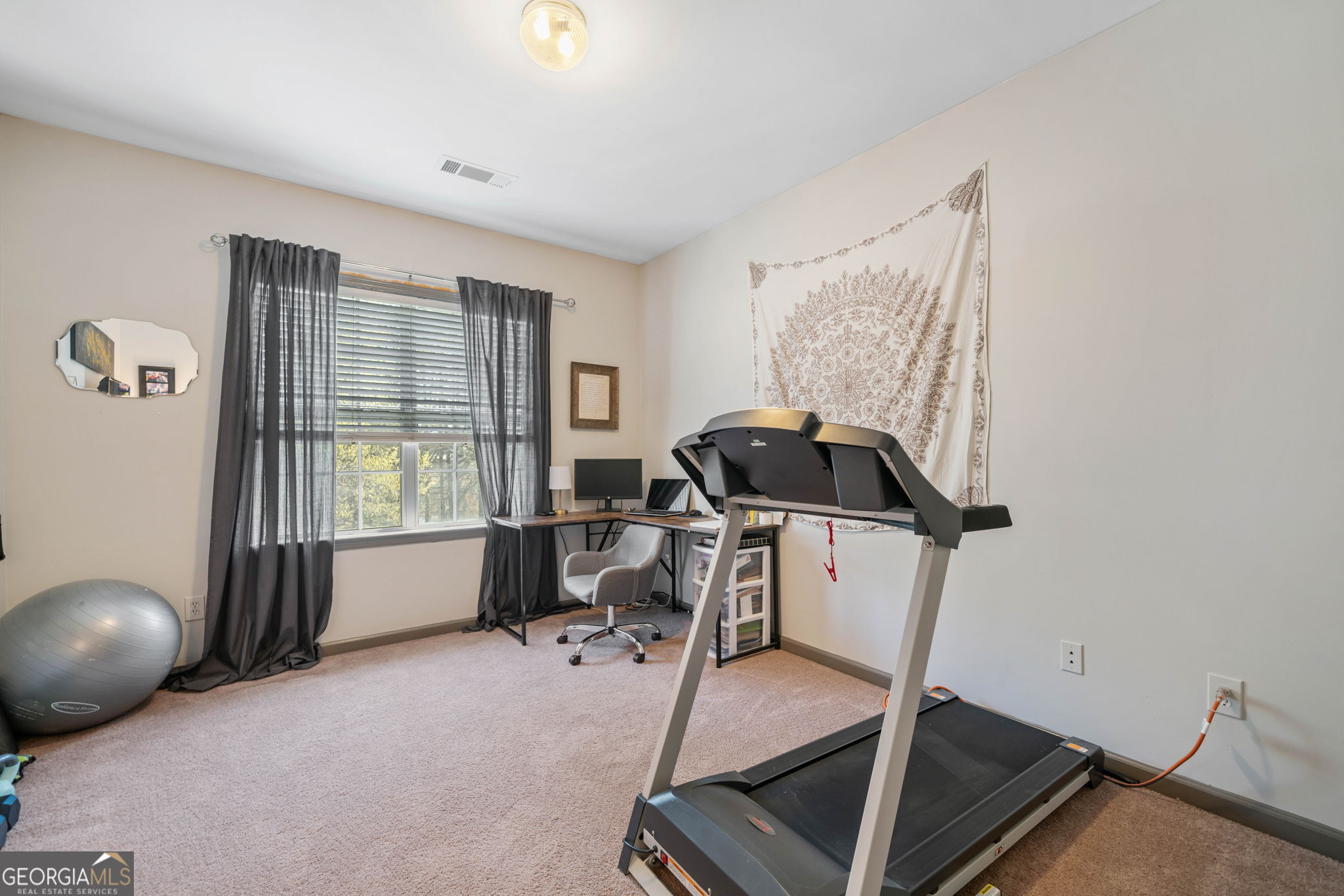 The Crossings of Towne Lake - Residential