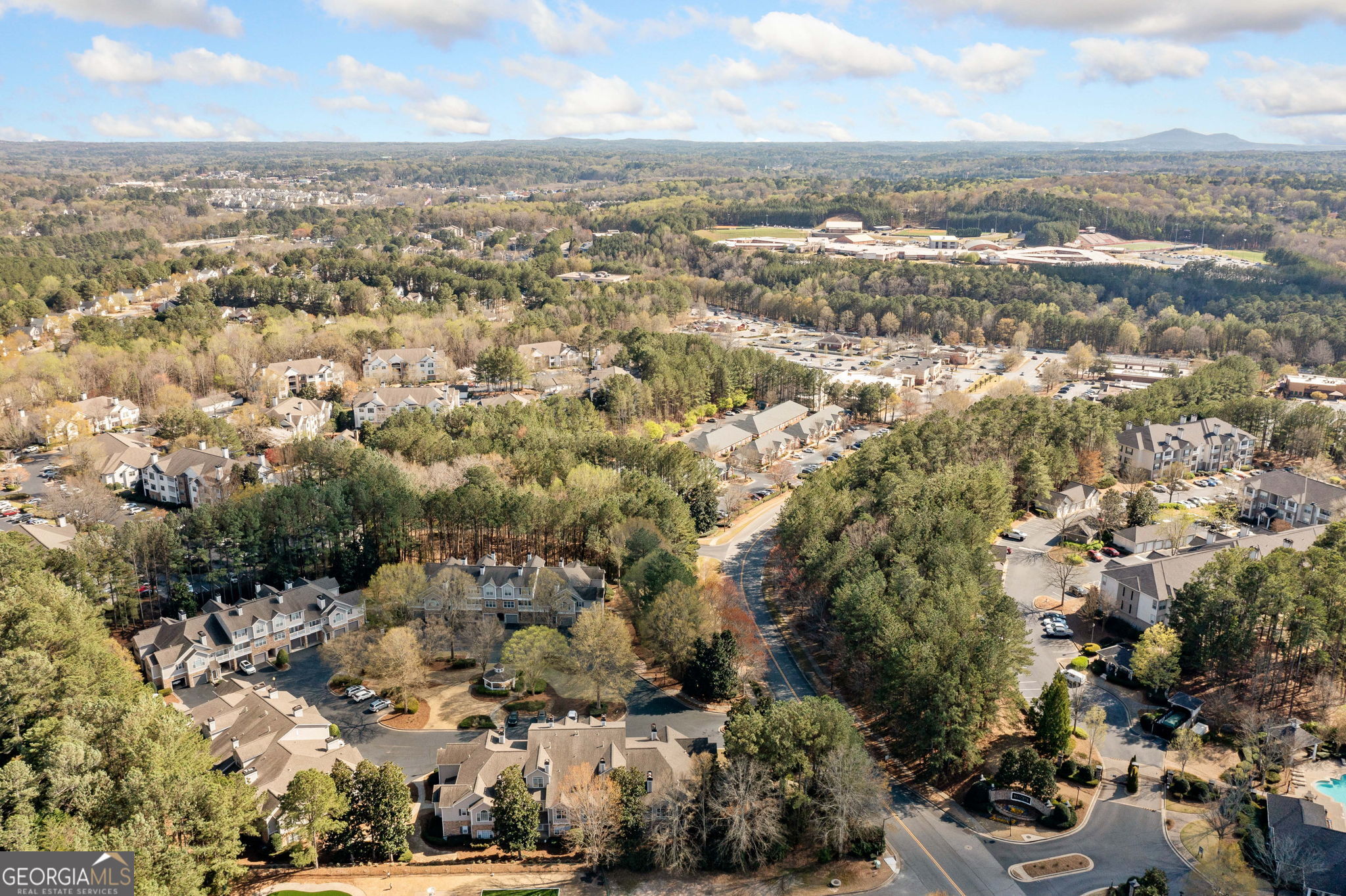 The Crossings of Towne Lake - Residential