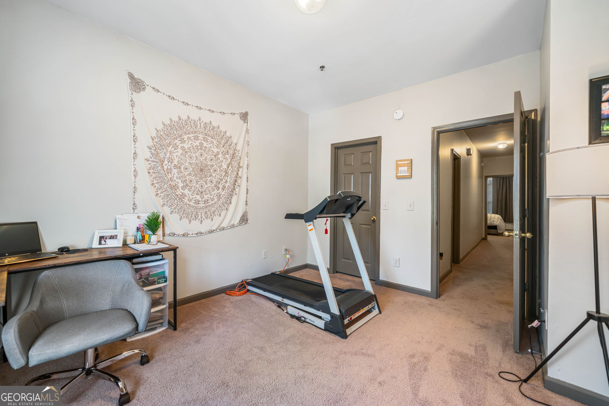 The Crossings of Towne Lake - Residential