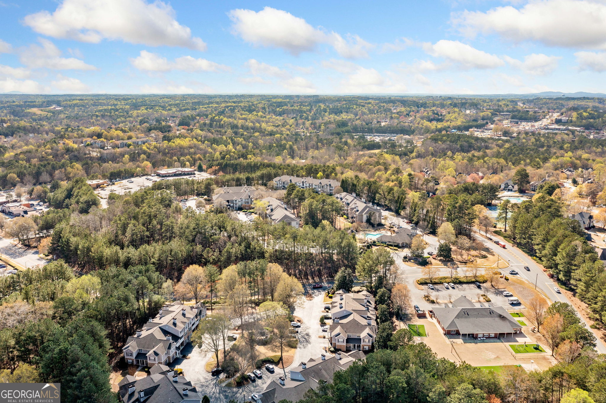 The Crossings of Towne Lake - Residential