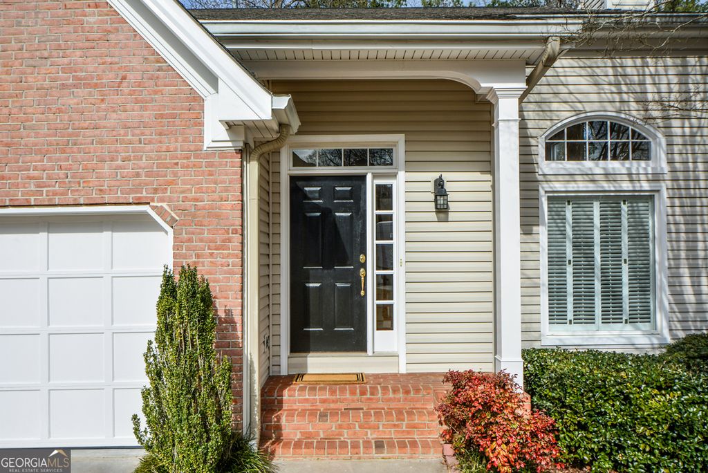 Photo of 245 Ridge Point Court, Johns Creek, GA 30022 (MLS # 10677032)
