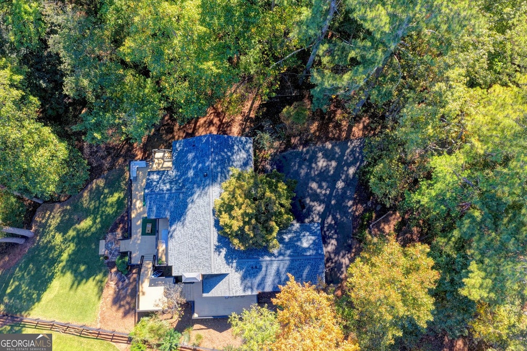 Photo of 3235 Chimney Cove Drive, Cumming, GA 30041 (MLS # 10876929)