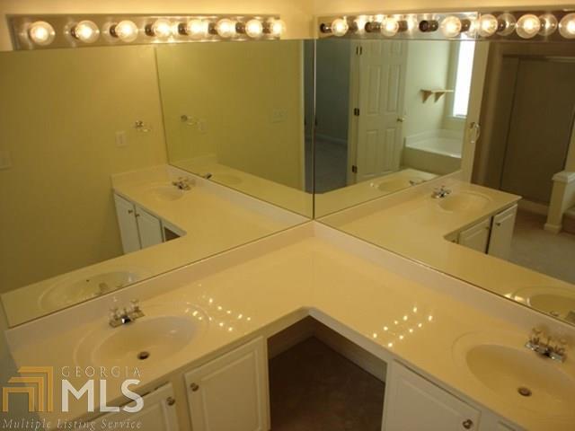 Morris Lake - Residential