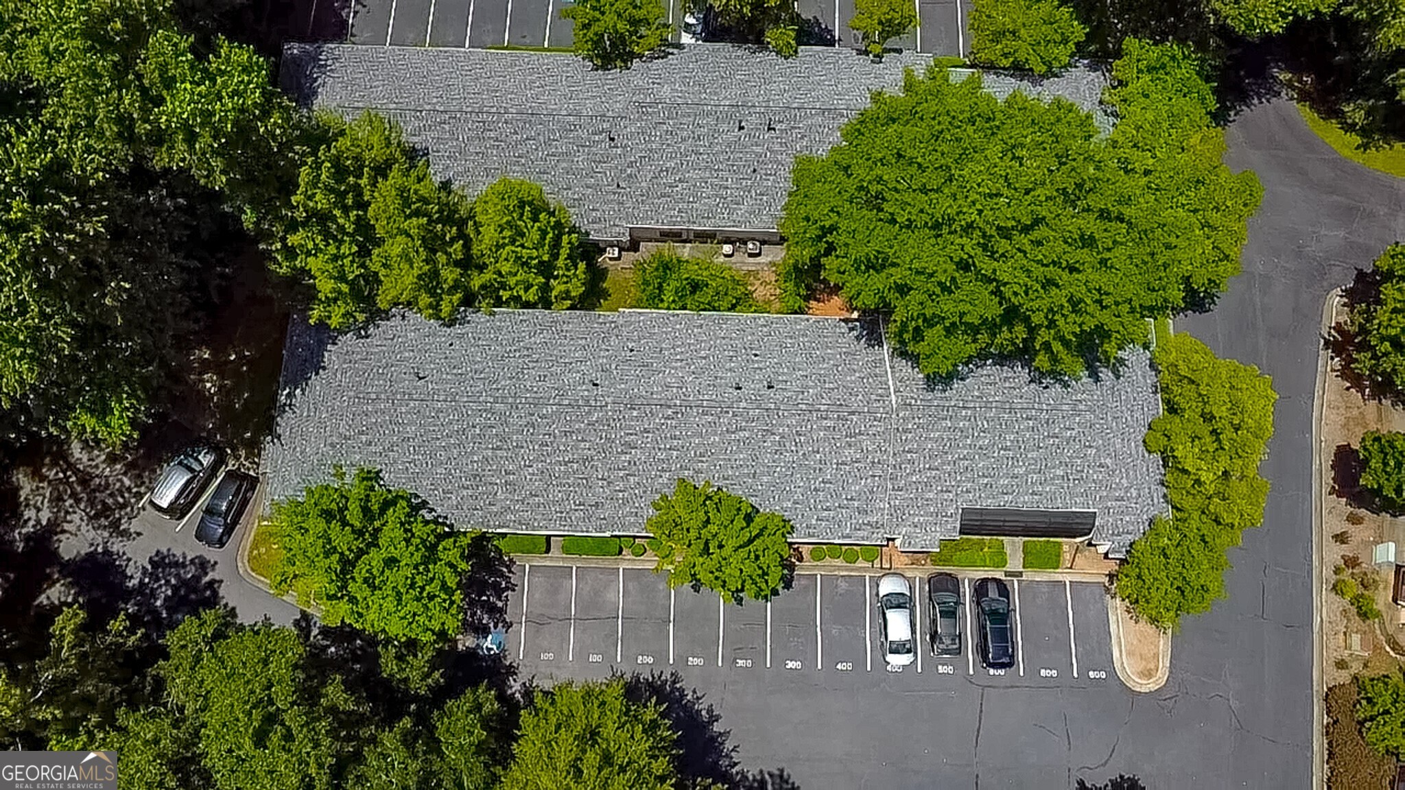 875 Old Roswell RD G400