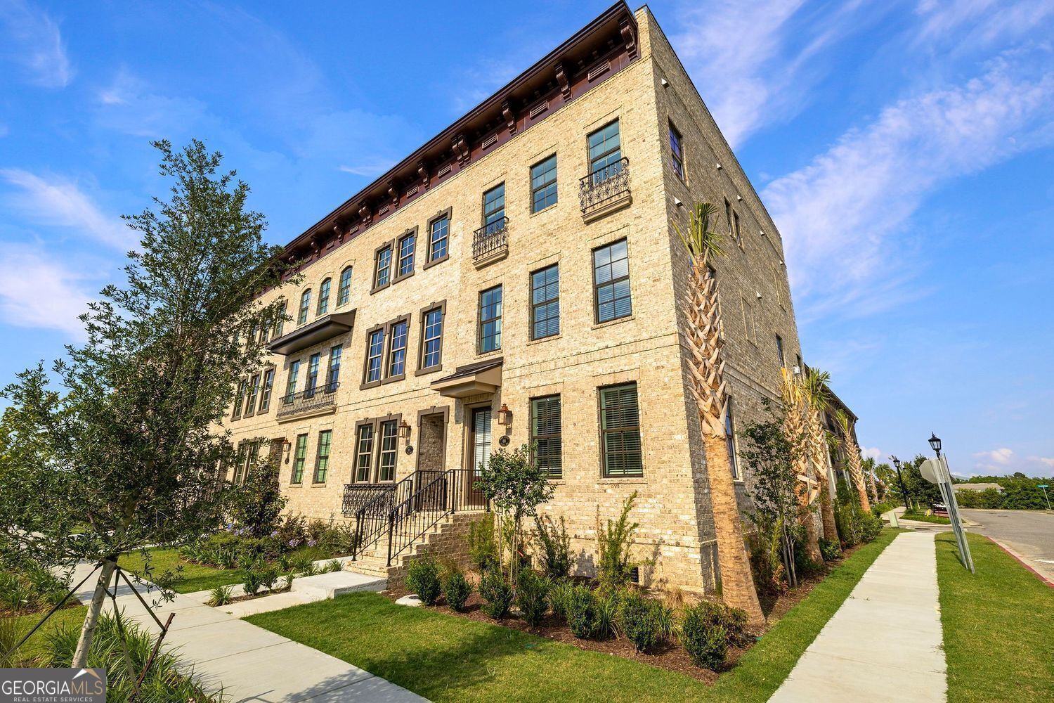 416 Upper East AVE