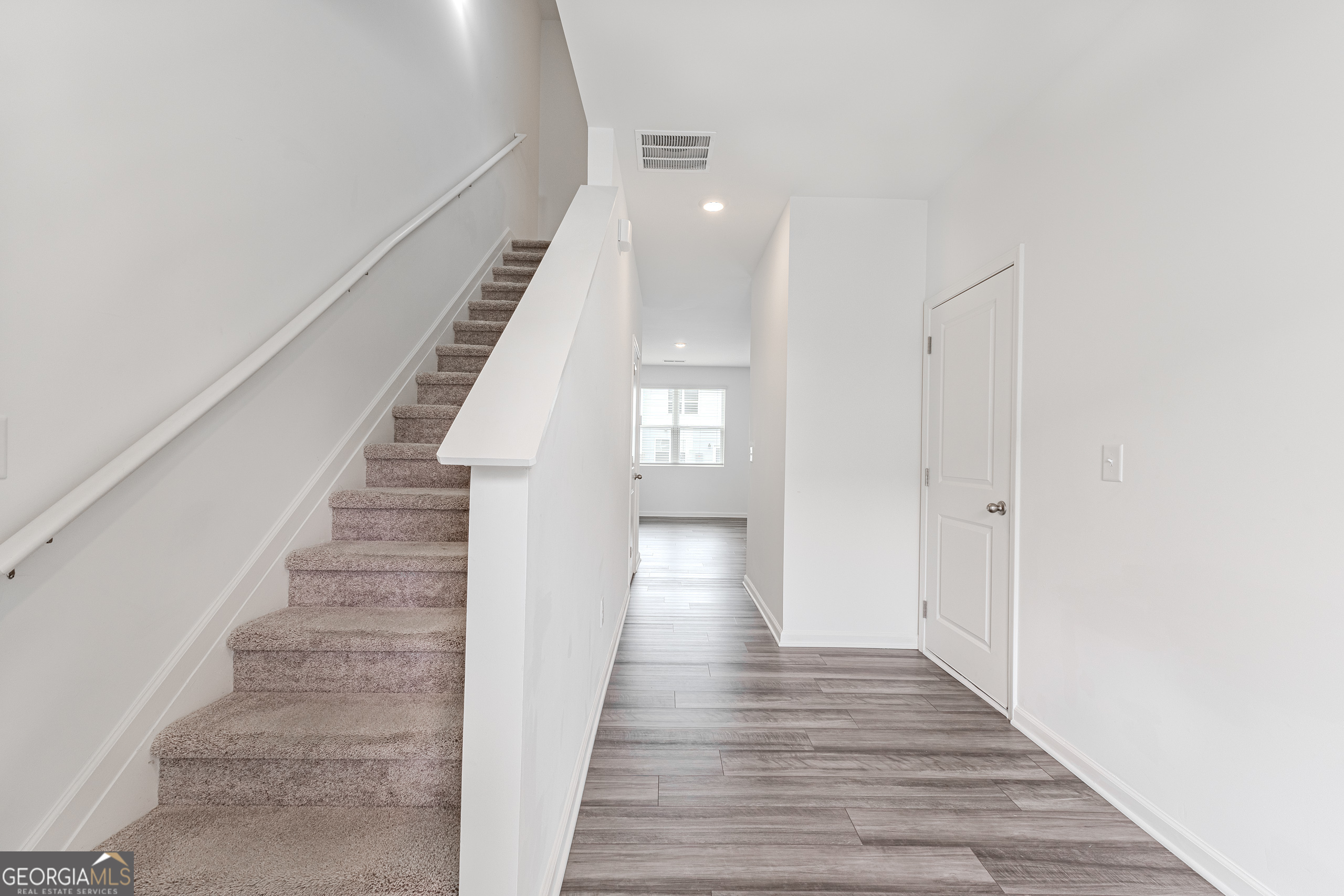 202 Fenchurch WAY #2269