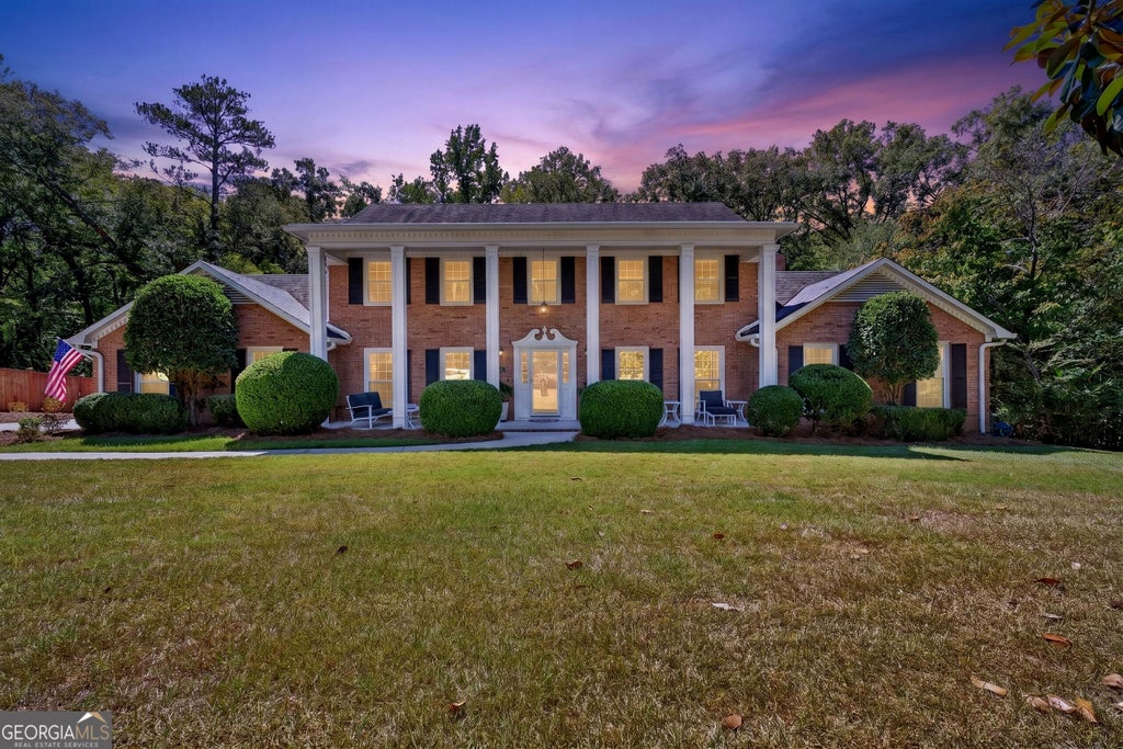 Photo of 4772 Oxford Road, Macon, GA 31210 (MLS # 10866913)