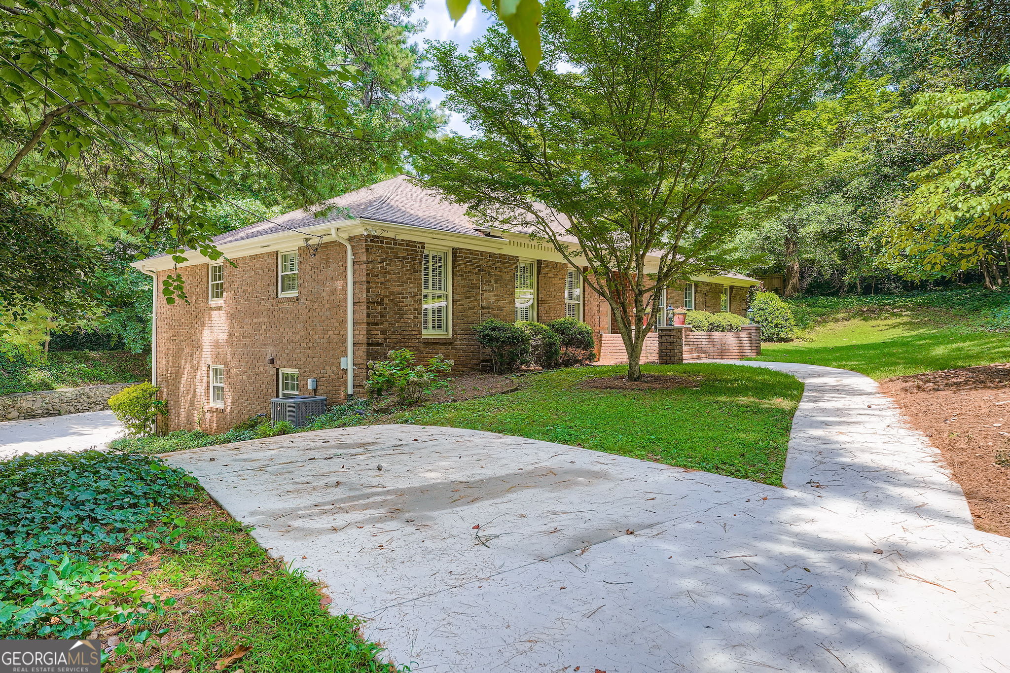 485 N Harbor DR