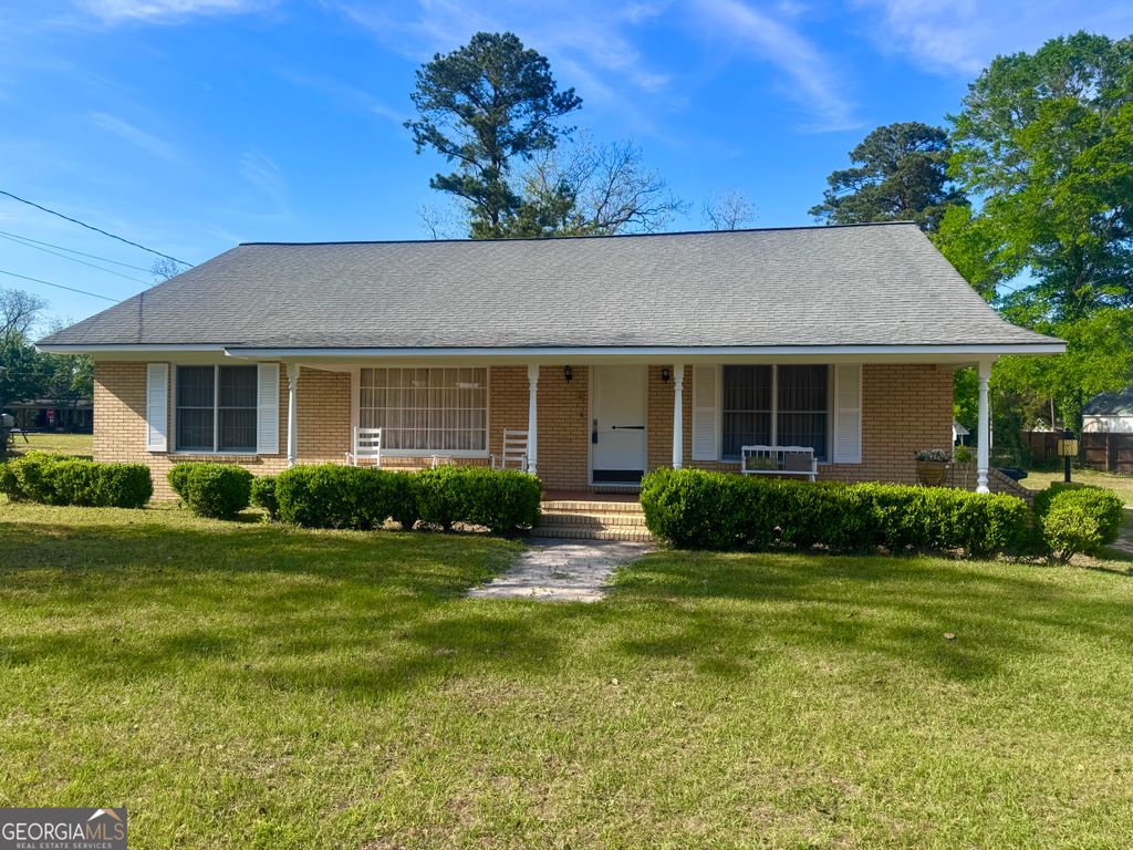 Photo of 2401 W Elm Street, Wrightsville, GA 31096 (MLS # 10729056)