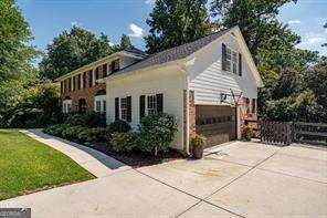 288 Millbrook Farm RD