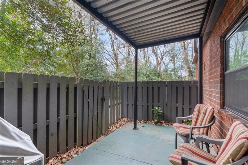 Sandy Springs, Georgia 30328, United States, 3 Bedrooms Bedrooms, ,2 BathroomsBathrooms,Residential,Active,4821