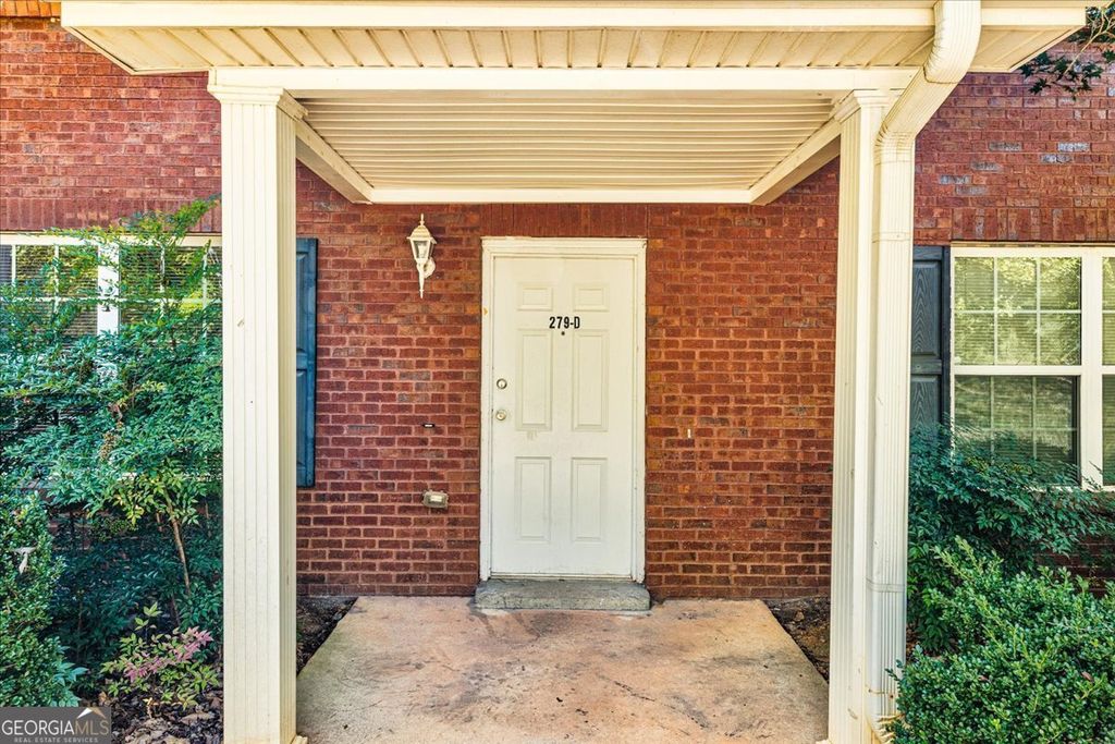 Photo of 279 Christians Walk #D, Newnan, GA 30263 (MLS # 10669292)