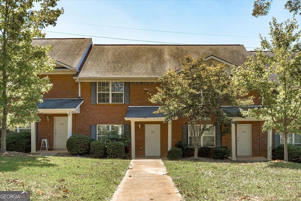 Photo of 279 Christians Walk #D, Newnan, GA 30263 (MLS # 10669292)