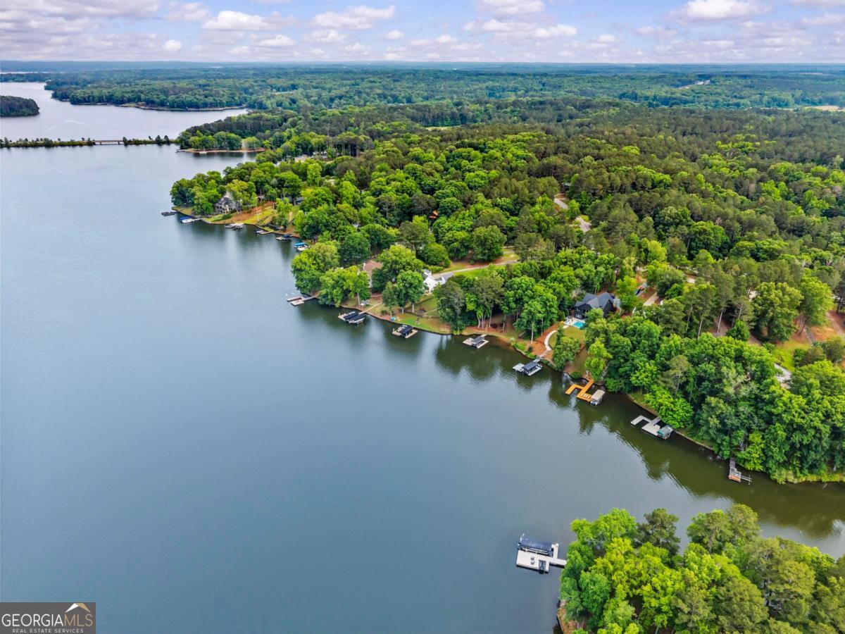 188 Hickory Point DR