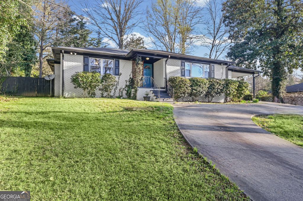 Photo of 3108 N Druid Hills Road, Decatur, GA 30033 (MLS # 10711361)