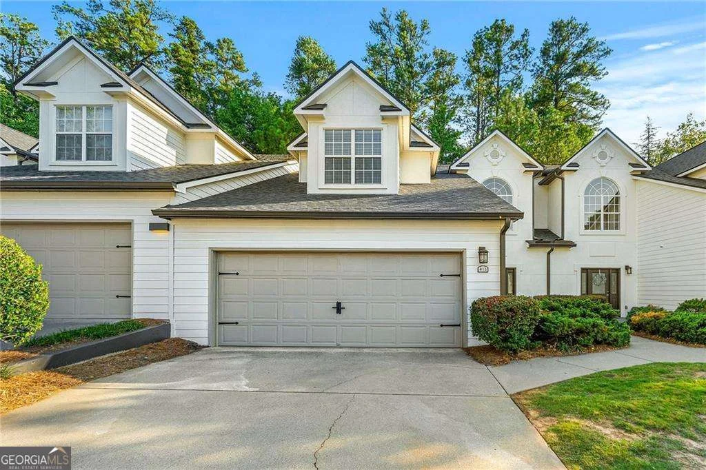 2015 Barrett Lakes Boulevard NW Unit 415