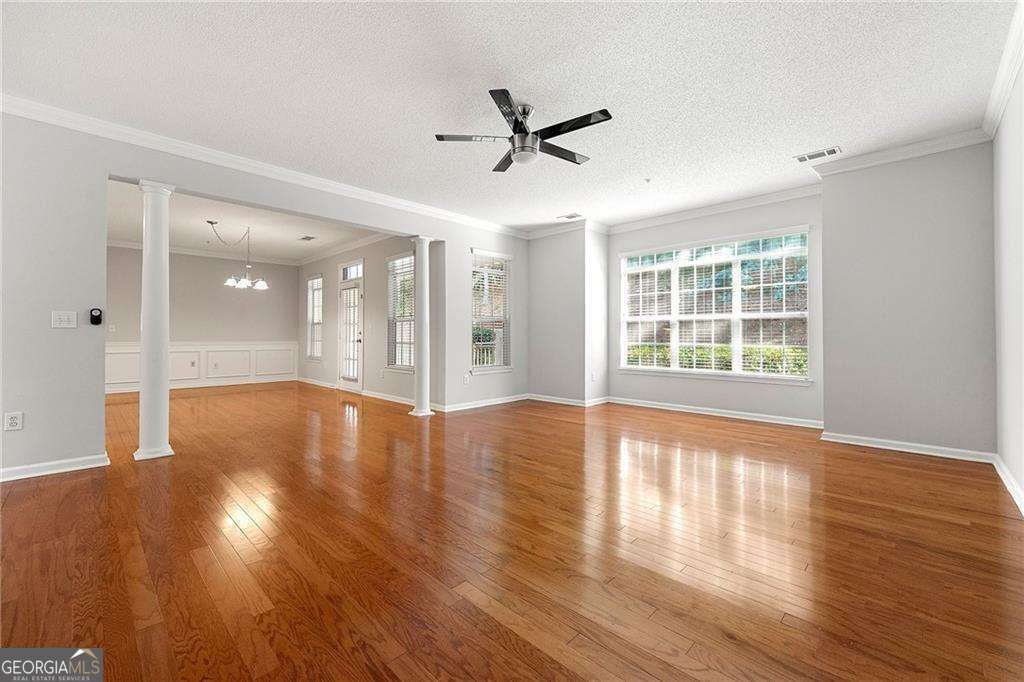 2015 Barrett Lakes BLVD NW 415