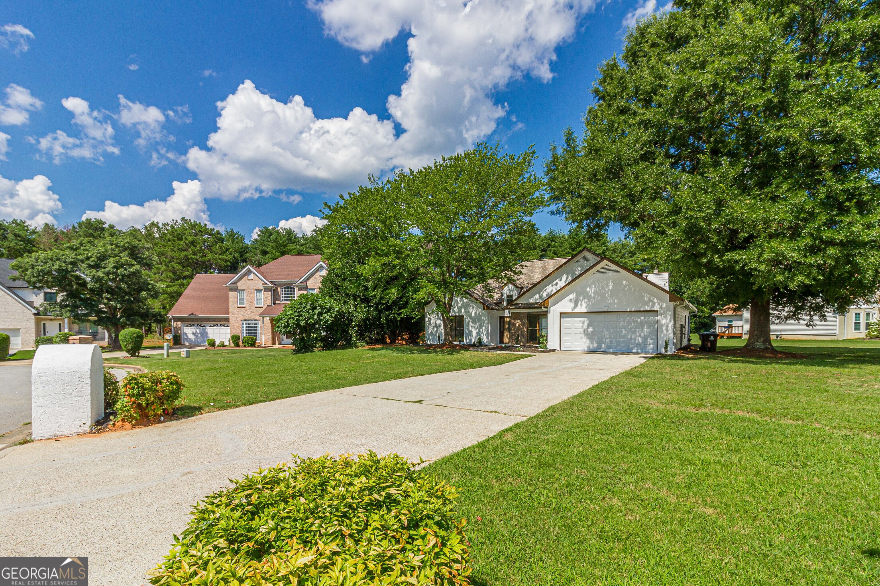 100 Winslow CT