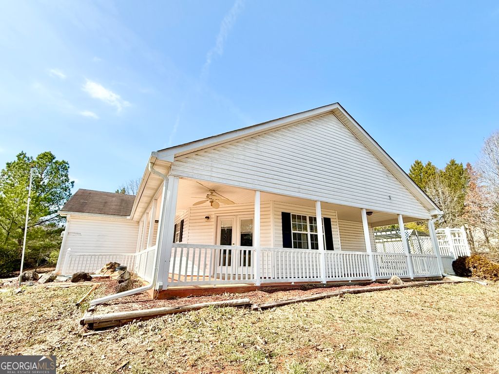 Photo of 185 Mountain Ridge, Covington, GA 30016 (MLS # 10695920)