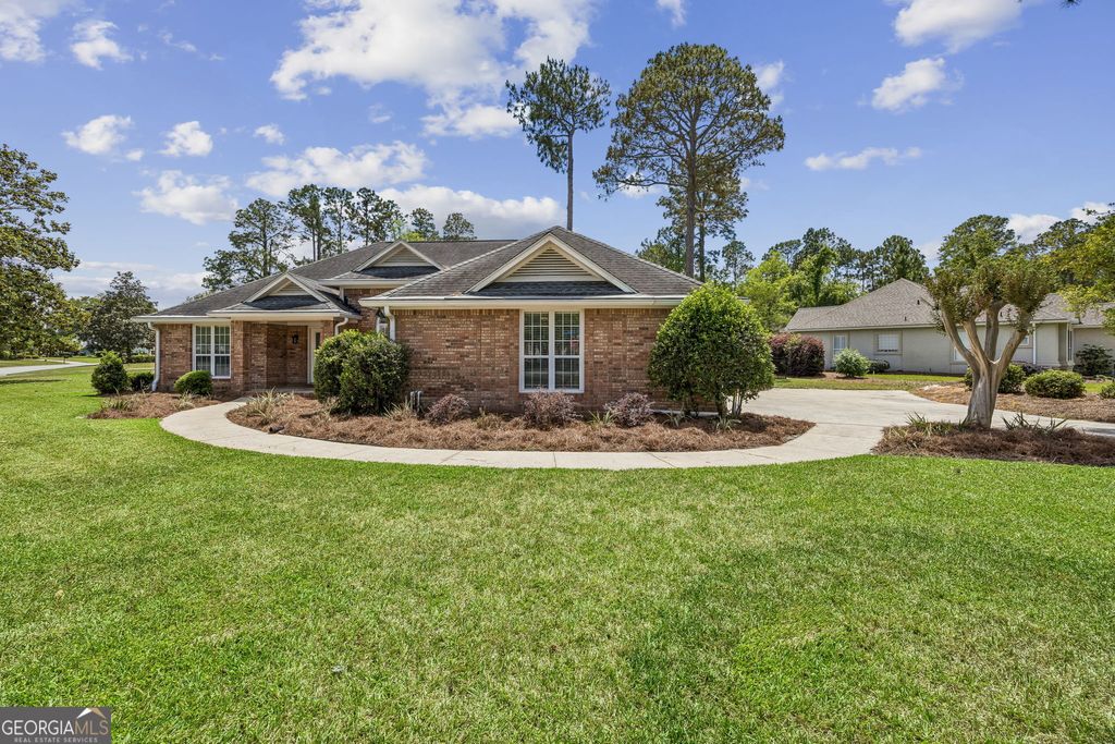 Photo of 542 E Cardinal Circle, St. Marys, GA 31558 (MLS # 10754797)