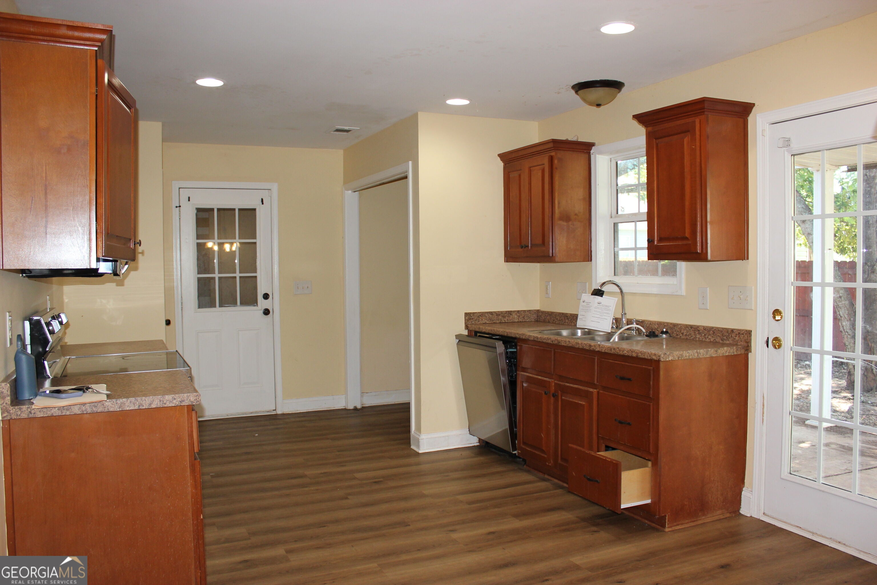 205 Gayla CT