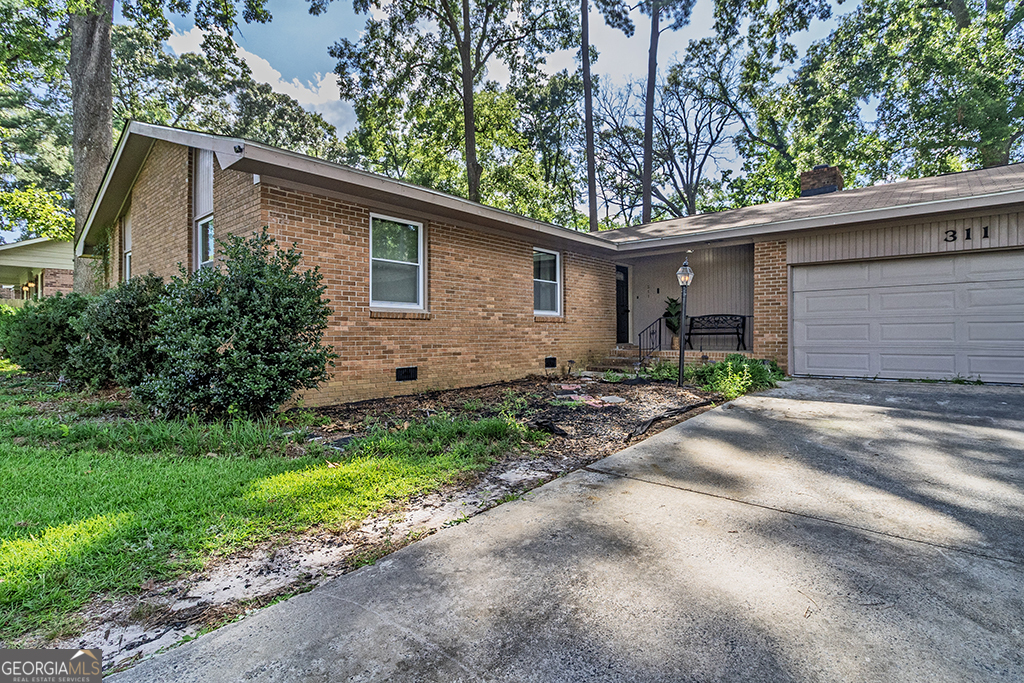 311 GAWIN DR