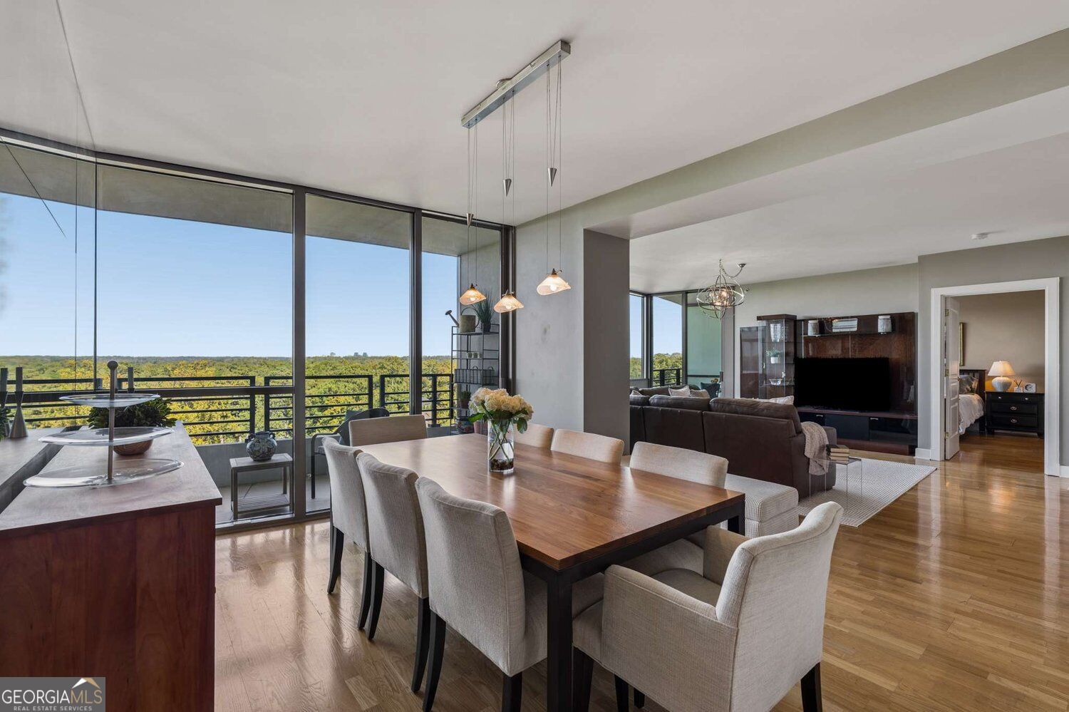 700 Park Regency PL NE UNIT 1501