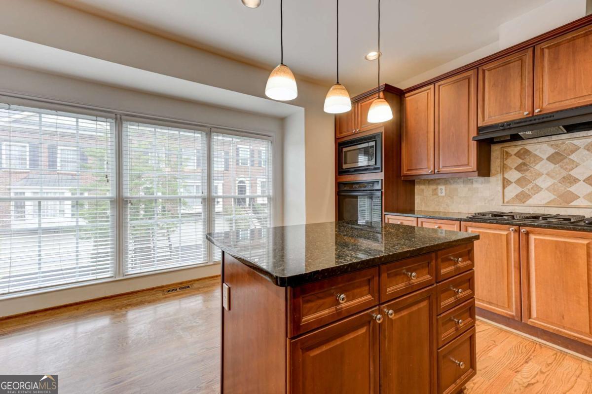 1735 Peachtree ST NE 616