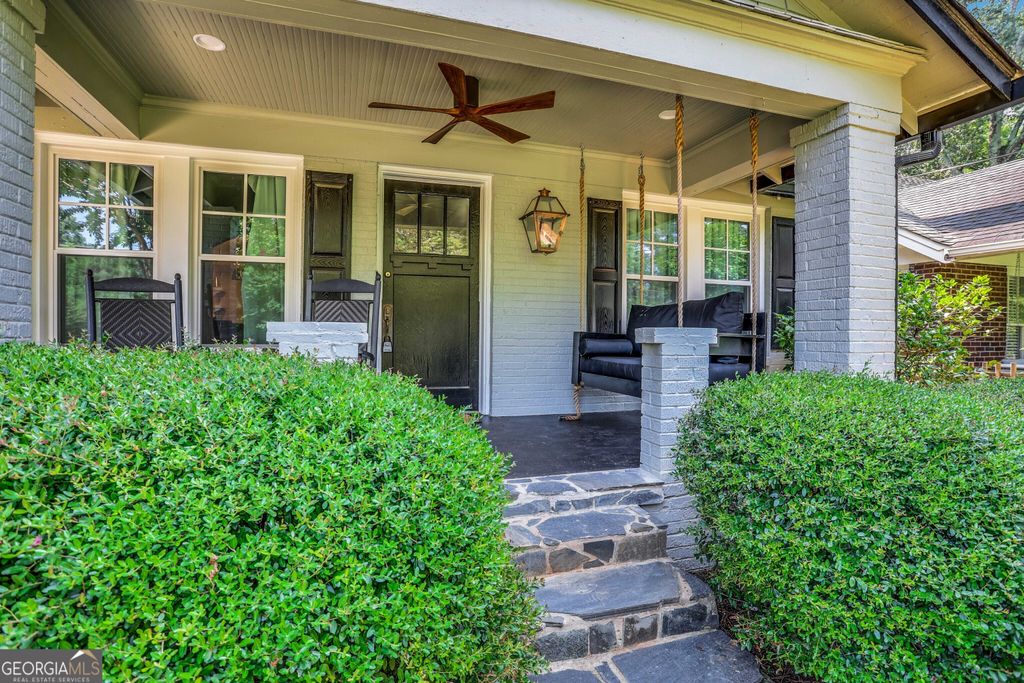Photo of 2215 Fairhaven Circle NE, Atlanta, GA 30305 (MLS # 10699237)