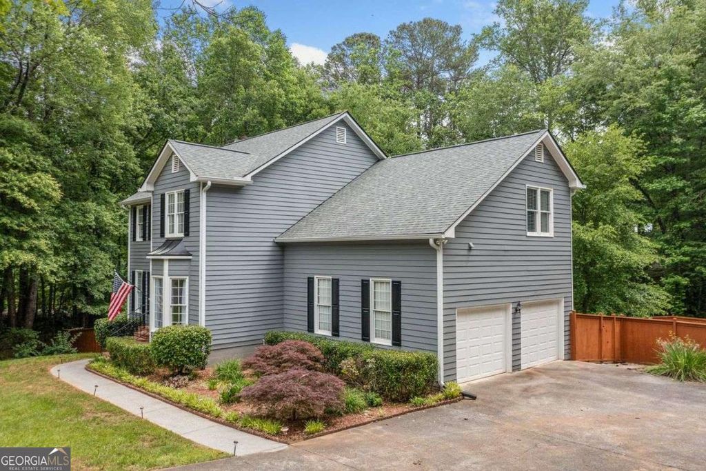 Photo of 49 TIMBERLAKE Cove NE, Cartersville, GA 30121 (MLS # 10620956)
