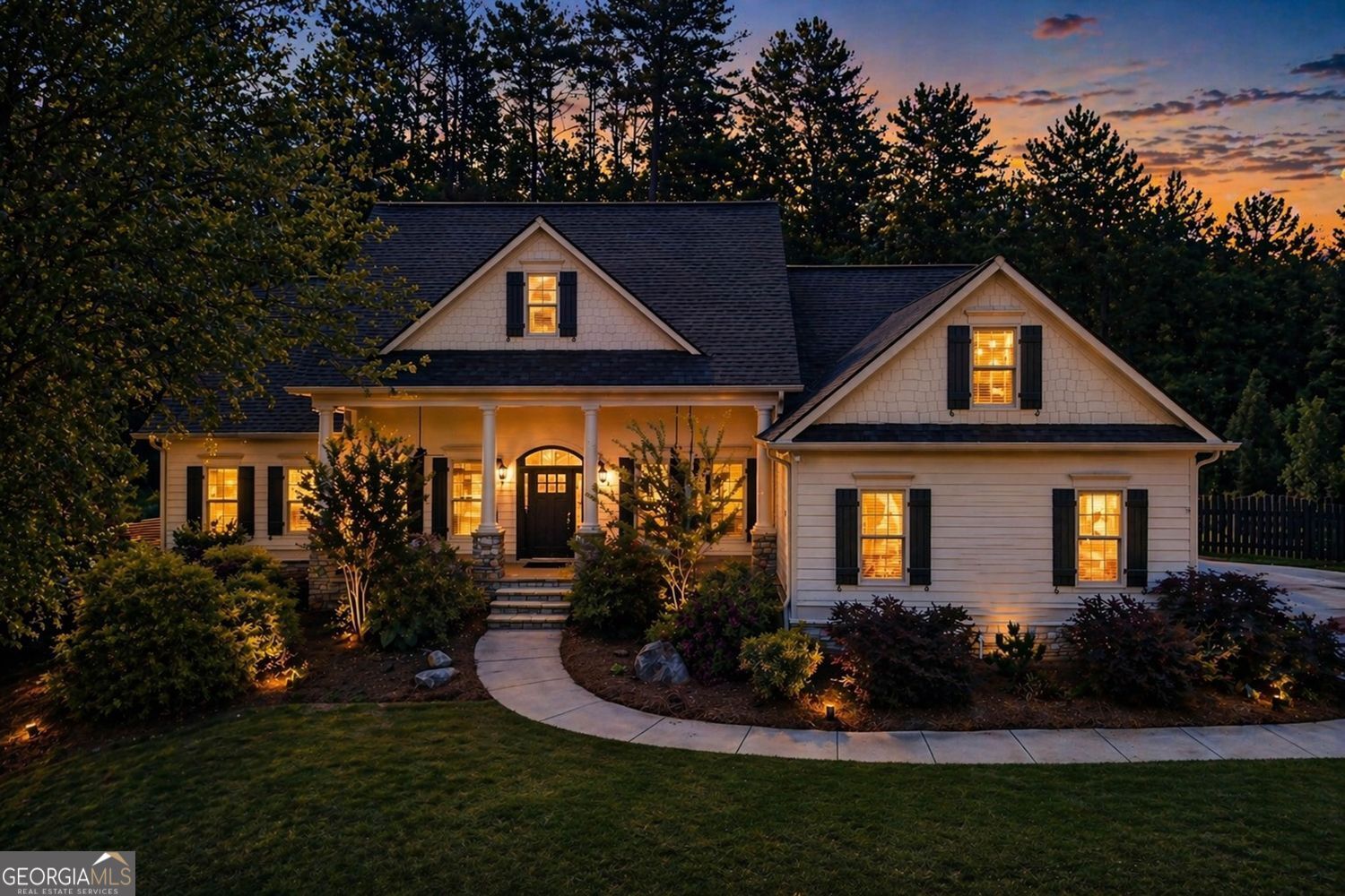 102 Country Acres LN