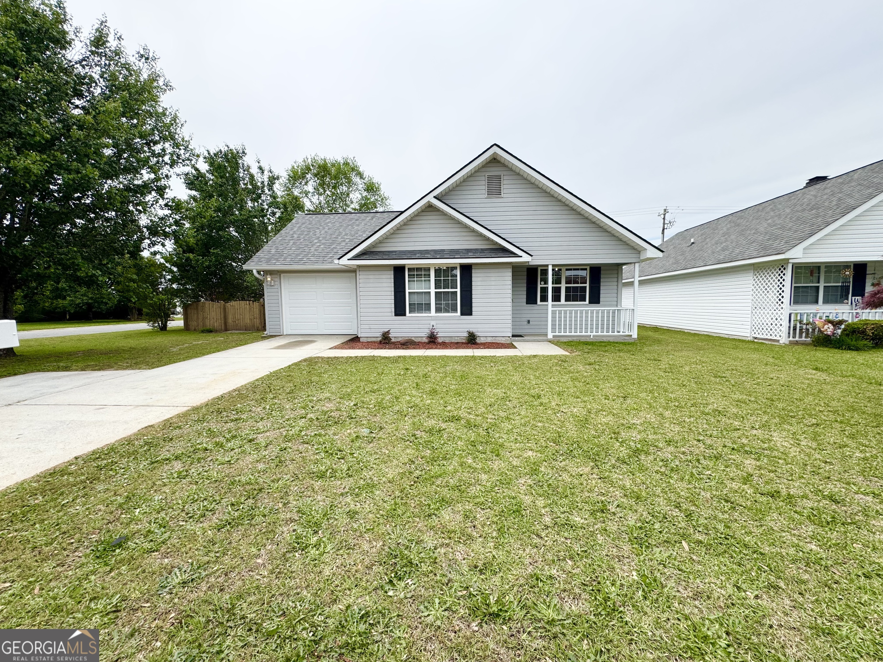 604 Eagles Landing TRL