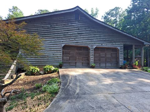 A home in Fairburn