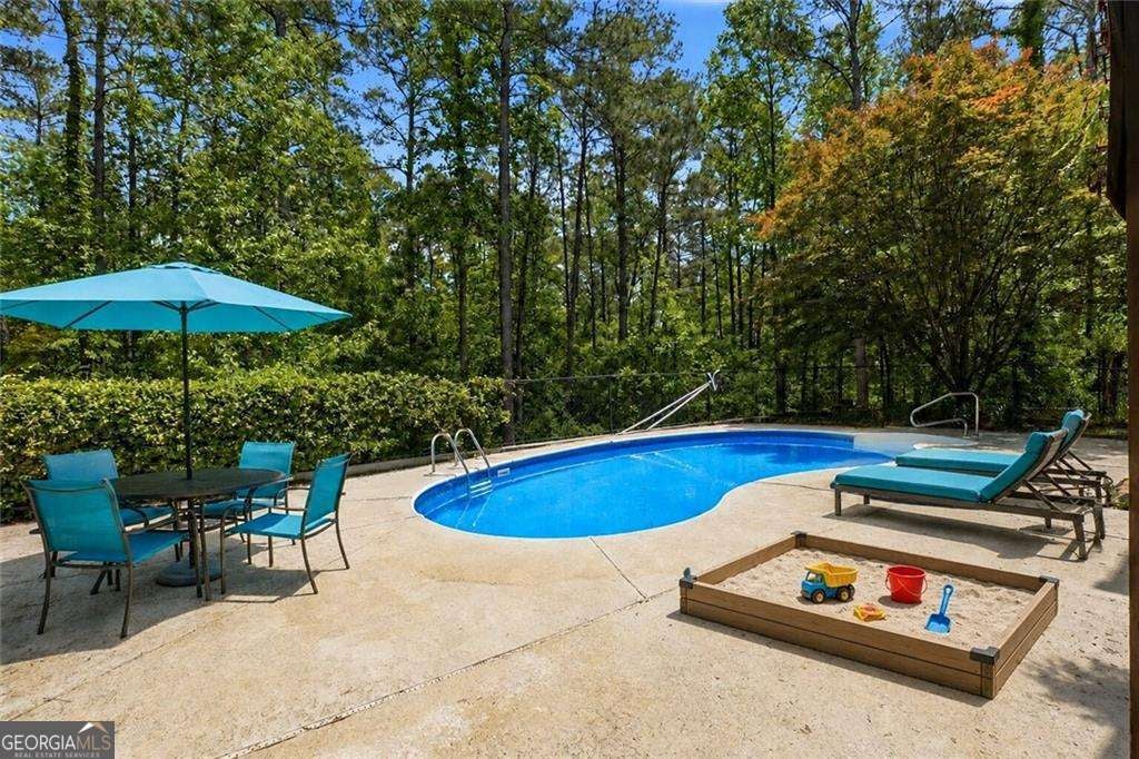 12 N Alexander Creek RD