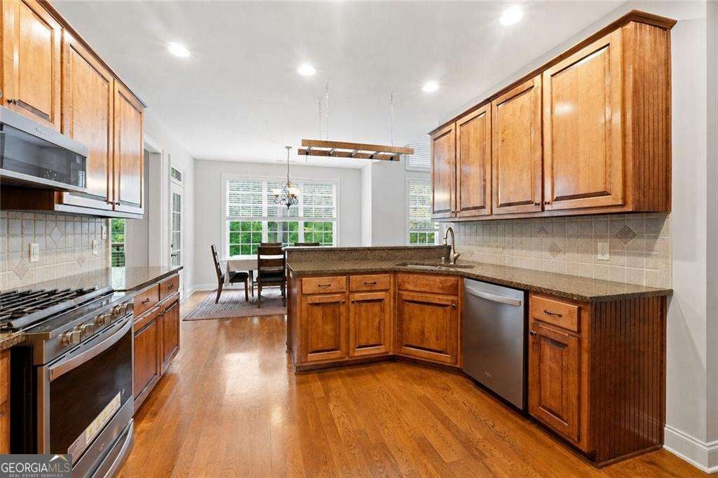 12 N Alexander Creek RD