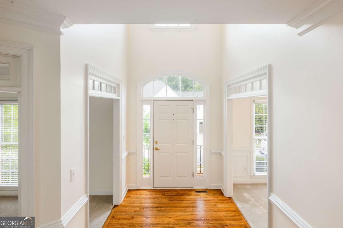 184 Rugby DR