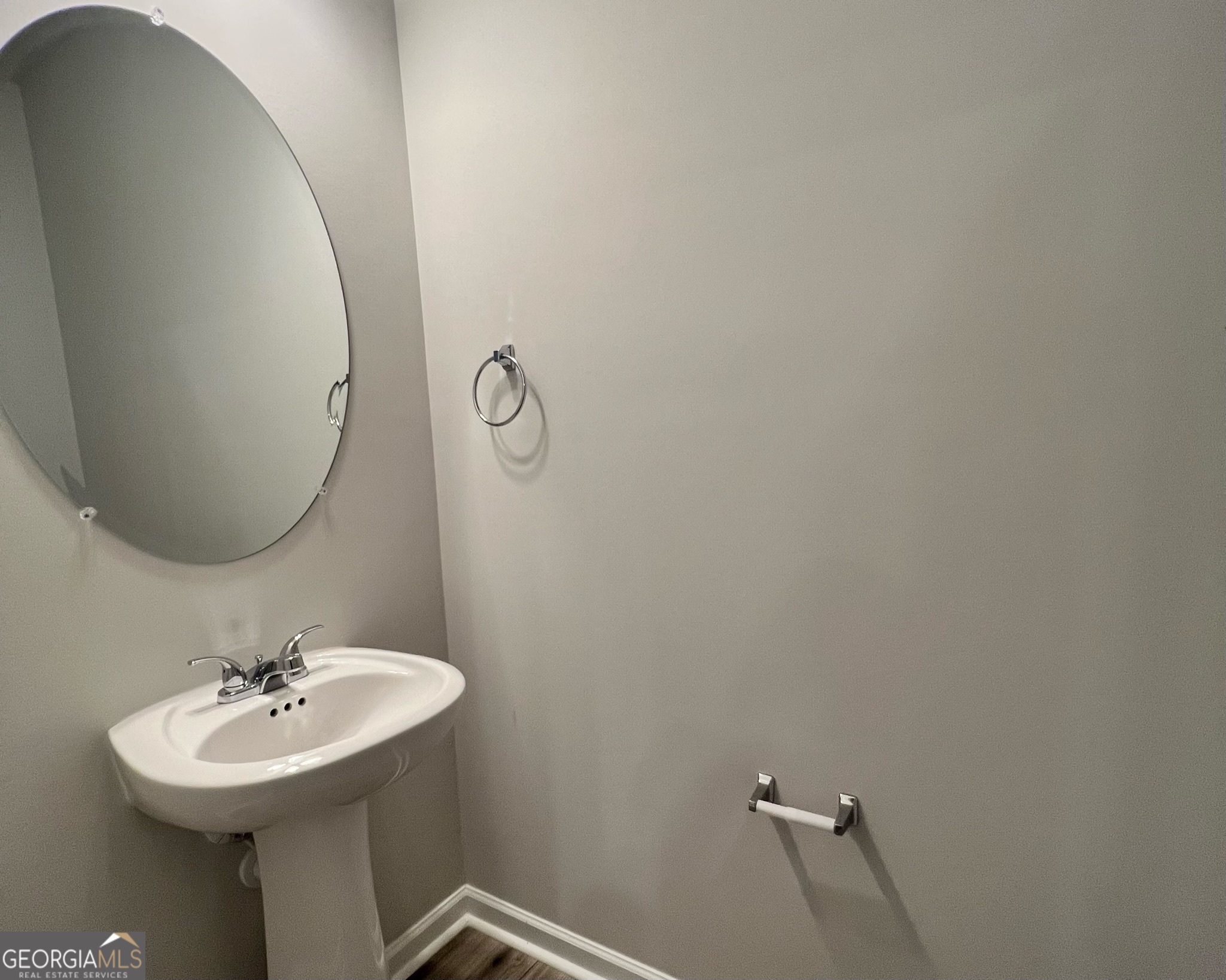 4352 Shaffer CT 58