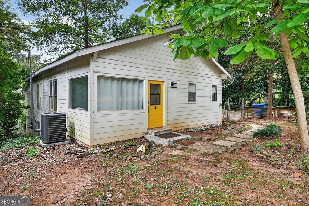 Photo of 1149 Woodland Avenue SE, Atlanta, GA 30316 (MLS # 10868280)
