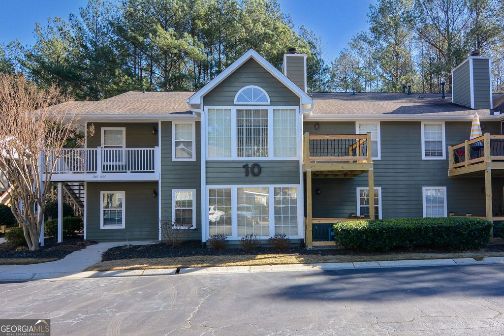 Photo of 1003 Berkeley Woods Drive, Duluth, GA 30096 (MLS # 10664460)