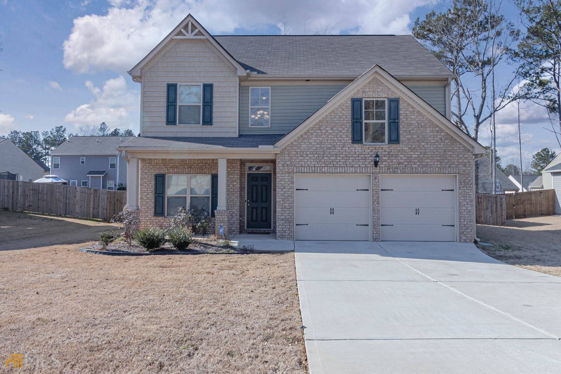 Welcome to this recently built home featuring granite countertops, open concept floor plan, kid-approved secondary bedrooms and an owner's suite that is second to none. Amenities include a resort style swimming pool with a water mushroom and play park. Located in the beautiful City of Hampton, across from Atlanta Motor Speedway and close to the airport.