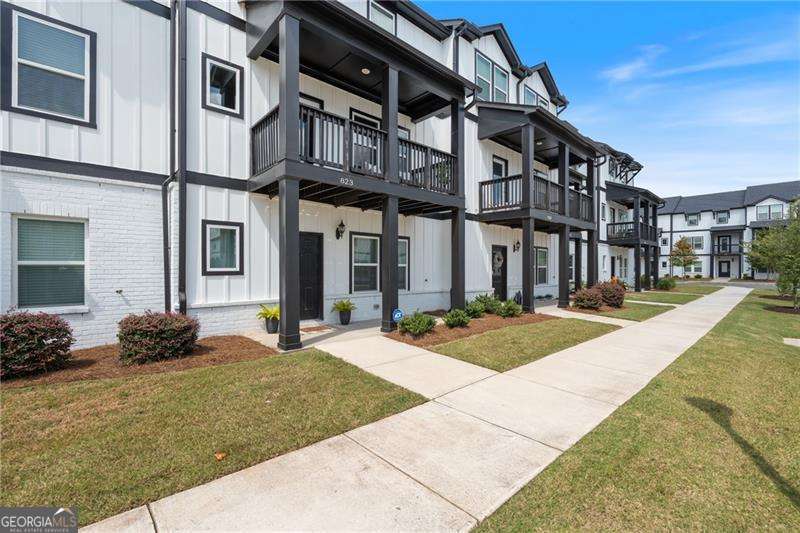 Ridgewalk Landing - Residential