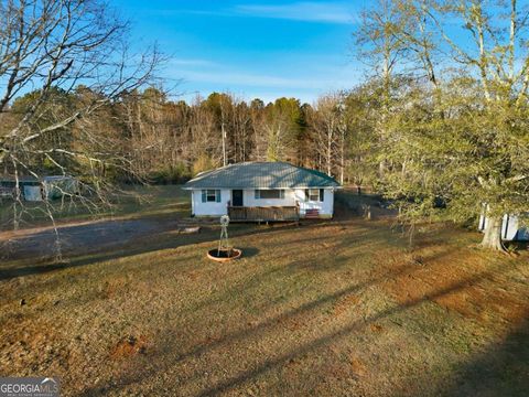572 Young LOOP Fairmount GA 30139