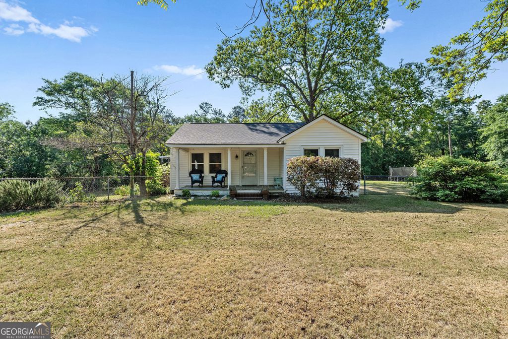 Photo of 647 Hobbs Mill Road, Dearing, GA 30808 (MLS # 10740844)