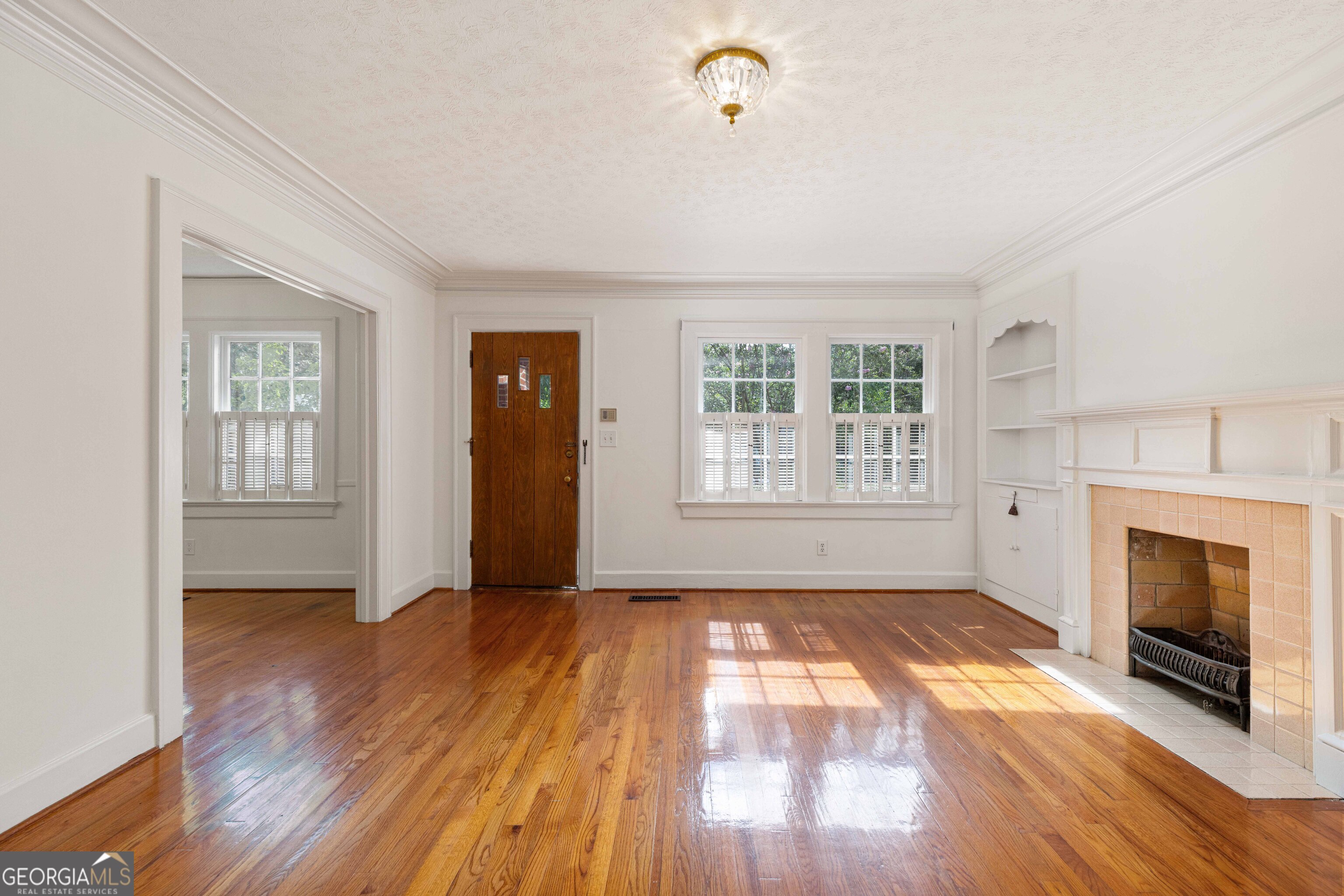 2301 19th AVE