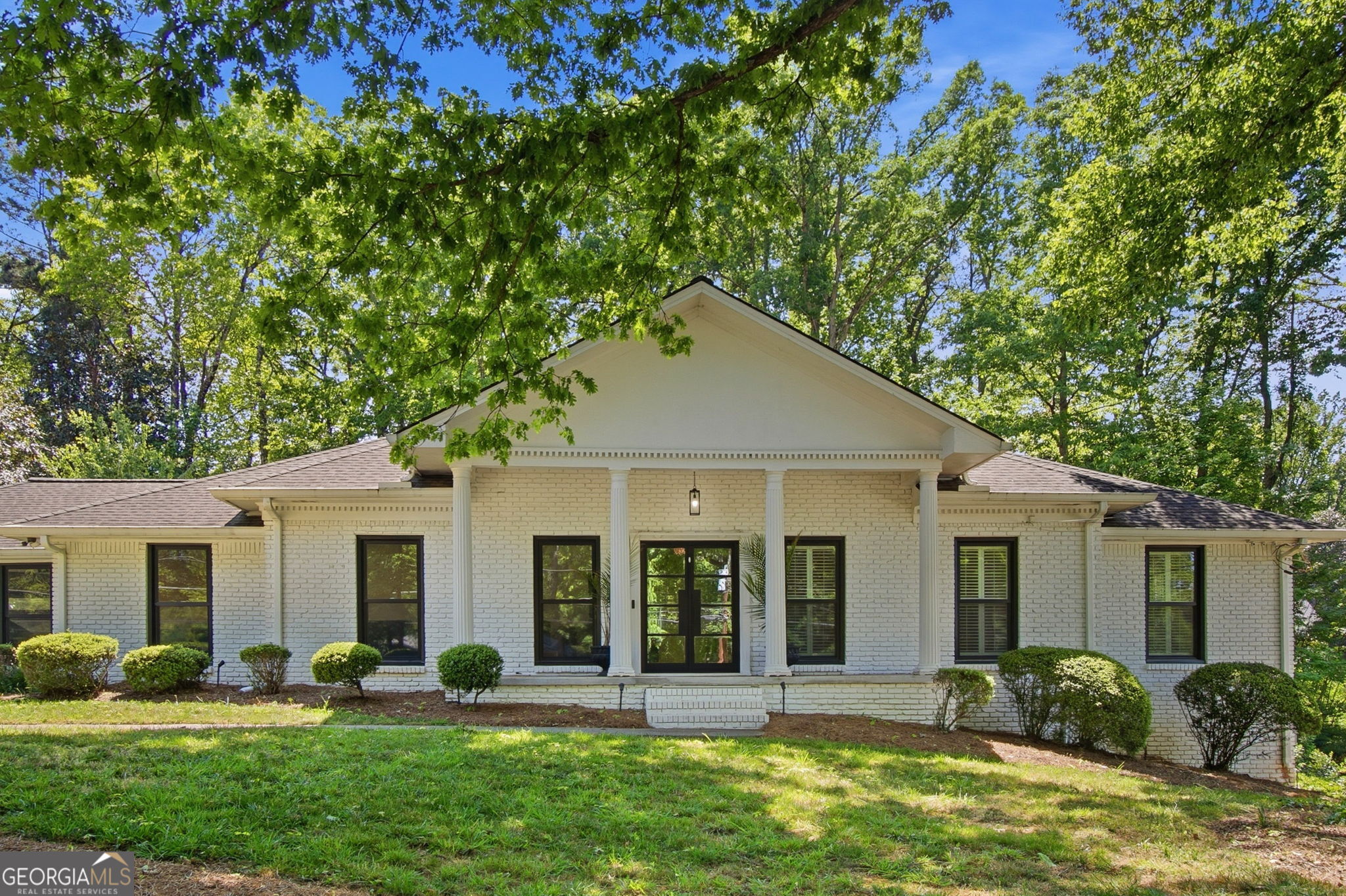 460 Riverside PKWY