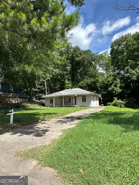 Photo of 1597 Joseph E Boone Boulevard NW, Atlanta, GA 30314 (MLS # 10550111)