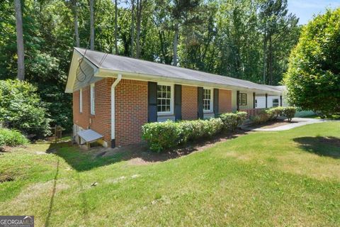 Single Family Residence in Atlanta GA 3227 Moss Oak Drive.jpg